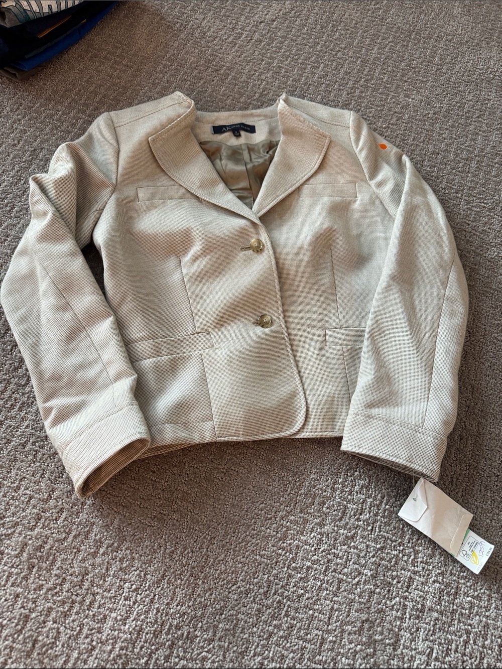 Anne Klein Cream Two-Button Textured Blazer